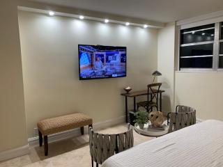 Direct Ocean View Condo at Tides of Hollywood - 6L - 4