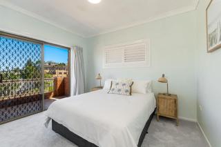 High On Hill - Big, Bold & Beautiful - Yamba - 5