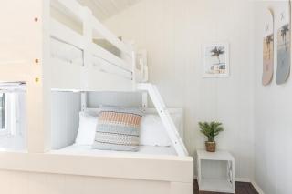 High Three - Pet Friendly in the Heart of Yamba - Holiday Yamba - 2