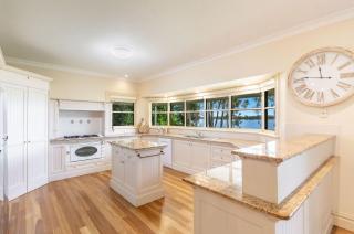 Island Getaway - Waterfront near Yamba - Woombah - 7
