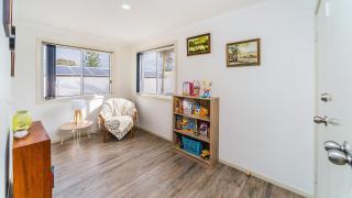 RED Rock - Townhouse in Town - 5