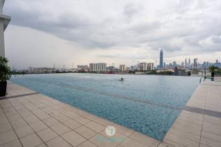 Lovely 4-bedroom condo with pool for 6 pax - Cheras - Kuala Lumpur - 1