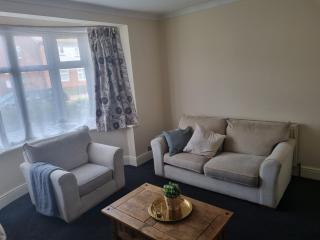 Lovely residential home 2 bed apartments - Goodmayes - 8