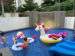 Villa near SPICE Arena 3BR 15PAX with KTV Pool Table and Kids Swimming Pool - 5