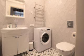 Charming 1BR apartment with bath in Quiet center of Riga - Riga - 1