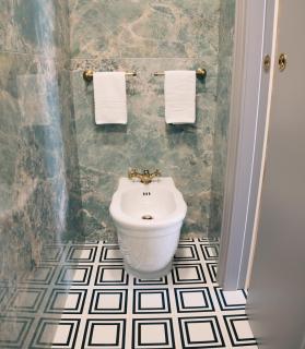 The Duchess's View - NEW! Luxurious Flat in Historical Centre 115 sq m, 3min walk to Cala Porto beach and Private Parking - Polignano a Mare - 4
