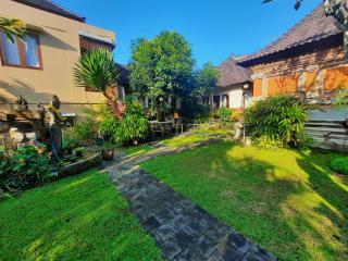 Sahadewa House - Ubud - 2