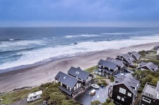 Whale's Tale - Depoe Bay - 1