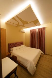 SR99 Hotel - Tirana - 4