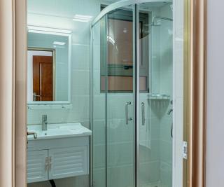 Modern 2 Bedroom Apartment along Kilimani, Ngong Rd - Nairobi - 4
