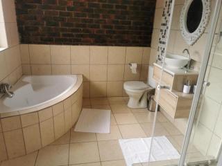 Comfort e Casa - Kempton Park - 9