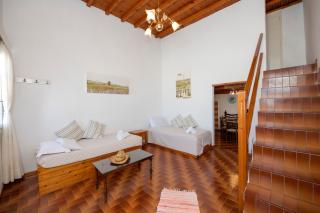 Hibiscus Rosa Mykonos Town Best Location - 2