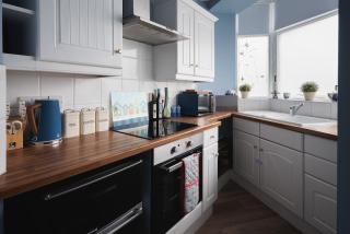 One Sandringham - Boutique Seaside Home in Ilfracombe - 3