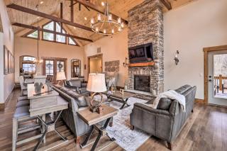 Mountainside Retreat with Fire Pit in Banner Elk - Valle Crucis - 6