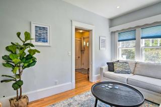 Charming Retreat with Fire Pit and Spacious Yard! - 7