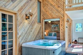 Roomy Angel Fire Home with Hot Tub, Sunroom and Views! - 8