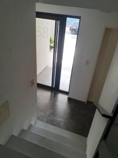 Hermoso Departamento en Temperley - 4