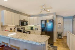Lake-View Condo with Community Pools in Osage Beach! - Osage Beach - 1