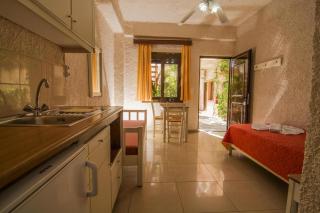 Holiday home in Paleochora near the sea - 9