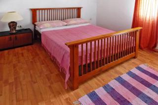 Coastal Family Apartment on Vir Island - 7