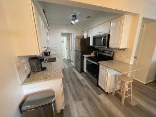 St Augustine Beach Condo 3/5 Min Walk Beach/Cafes - St. Augustine - 9