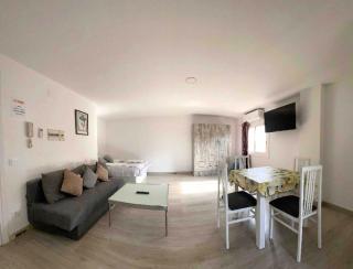 Hostel Penedes - Vilafranca del Penedès - 1