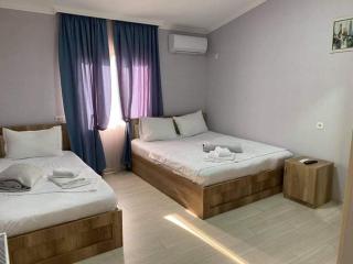 LANA`S GUEST HOUSE - Kutaisi - 9
