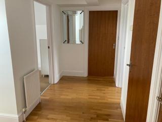 Letting Serviced Apartments - Chorleywood Village - Chorleywood - 3