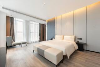 Atour Hotel Zhengzhou East Station Longzi Lake - 2