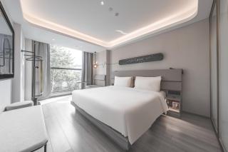 Atour Light Hotel Nantong Drum Plaza South Street - Nantong - 1