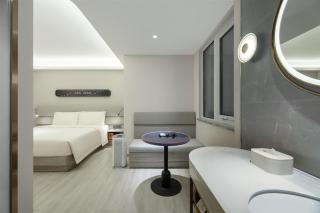 Atour Light Hotel Qingdao International Convention Center - 8