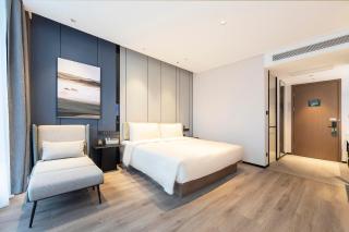 Atour Hotel Zhengzhou East Station Longzi Lake - 1