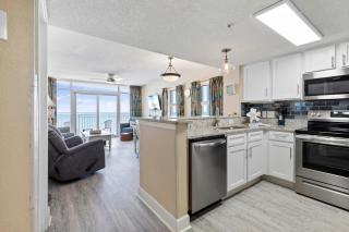 Beachfront 2BR/2BA Atlantica Condo by Hosteeva - Myrtle Beach - 2