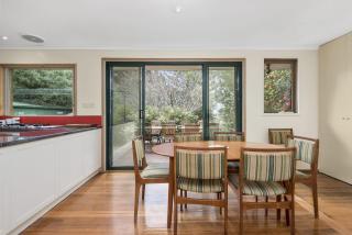 The Secret Garden - Apollo Bay - 0
