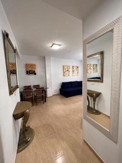 TORREMOLINOS CENTRO - Beautiful , newly renovated 2 bedroom apartment - Torremolinos - 0