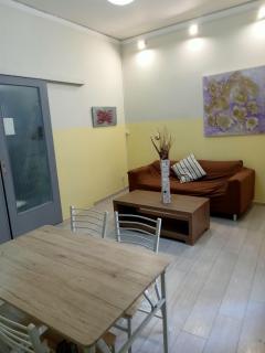 Koukaki-comfy with a balcony apt. - Athènes - 3