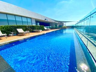 Menlyn Maine Residences - Kyoto king size xl bed - 7