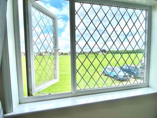 Cosy Cottage Great Bentley near station and shops - 2