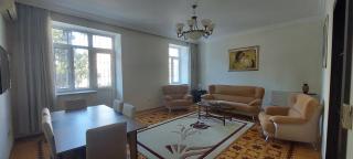 Azneft Royal Suite Apartment Sea View - Baku - 0