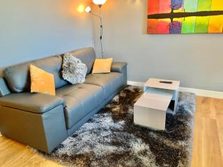 An ENTIRE 2beds, 2bathrooms, free Wifi, Free Parking, Risinghurst, Oxford - Oxford - 7