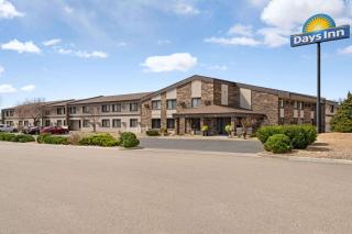 Days Inn by Wyndham Fort Collins - Fort Collins - 9