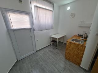 Budget Apartment LeLo Centar2 - Osijek - 7