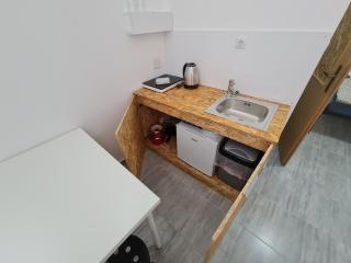 Budget Apartment LeLo Centar2 - Osijek - 6