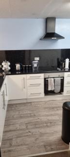 Apartment 17 Strand Street - Poole - 3