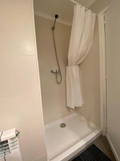 CAL TÒFONES, Baixos 2. Allotjament turístic a Borredà - 6