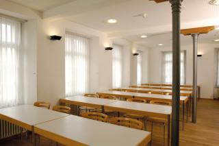 Richterswil Youth Hostel - 1