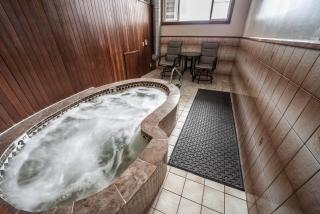 Clover Creek Inn - Montpelier - 1