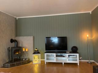 Kvaløya apartment by the sea - 3