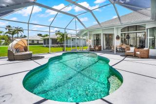 Exquisite 4-Bedroom Villa with Heated Pool Sarasota Area - 1