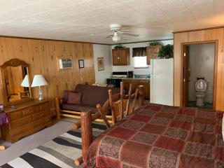 Phillips Historic Motel & Cottages - Robbinsville - 1